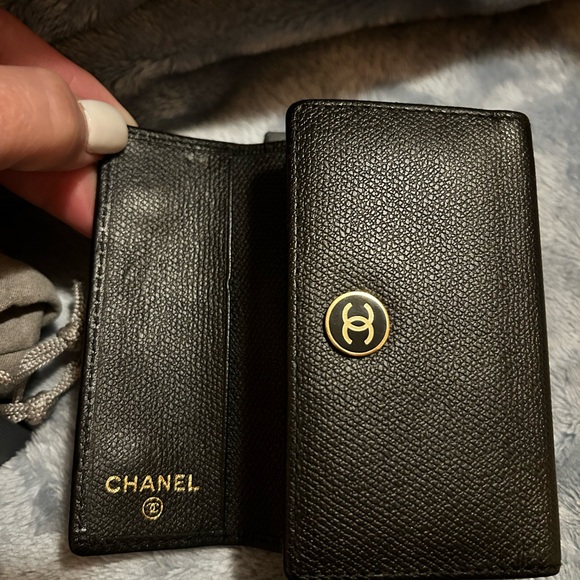 Authentic Chanel key card holder - Picture 3 of 4